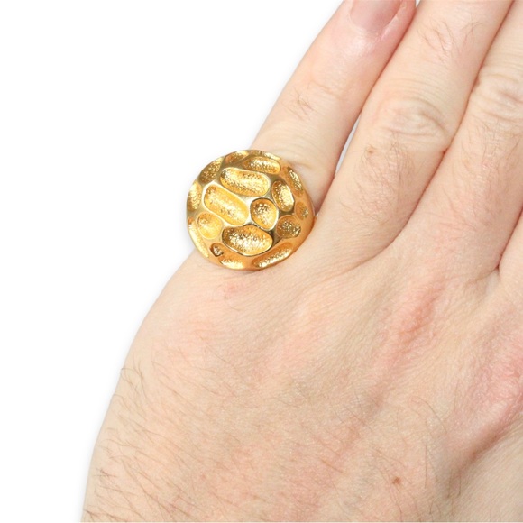 Vintage Roget Gold Plated Dome Ring Size 7.5 Brutalist Style Statement 1970s - Picture 2 of 5